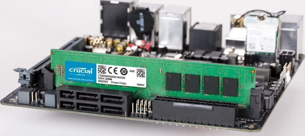 Crucial 8GB DDR4 3200 MHz CL22 Desktop Memory | CB8GU3200